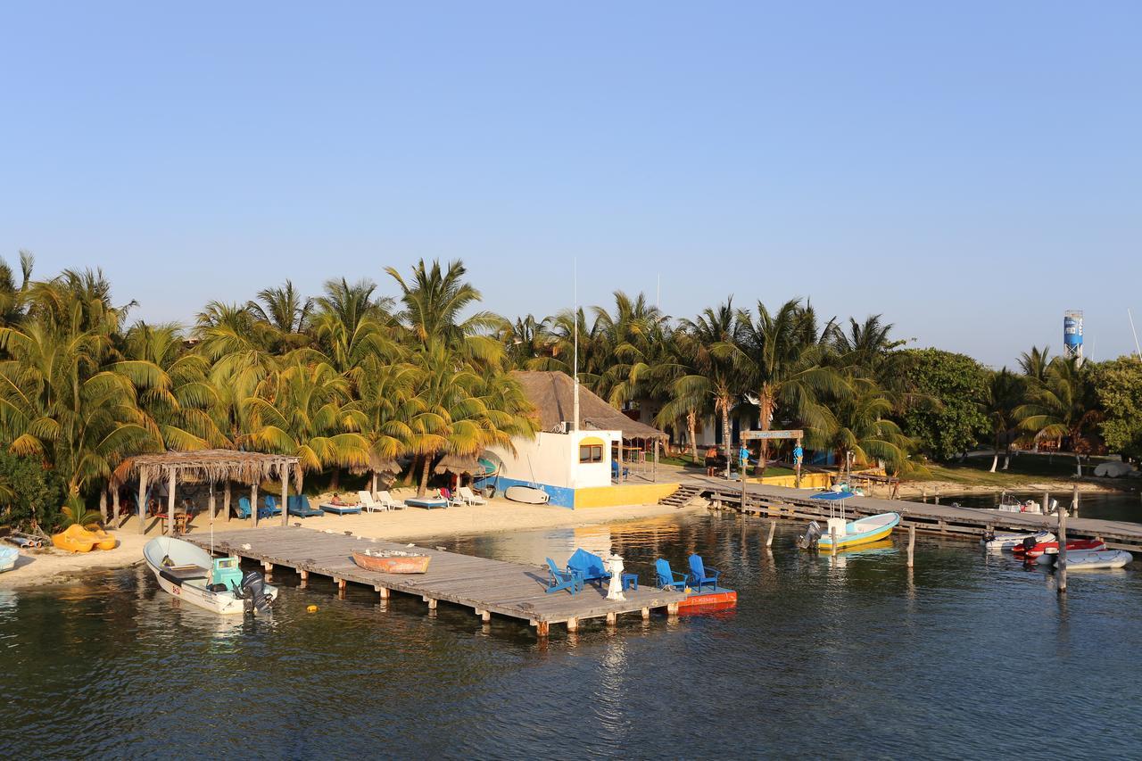 El Milagro Beach Hotel And Marina إيسلا موخيريس المظهر الخارجي الصورة