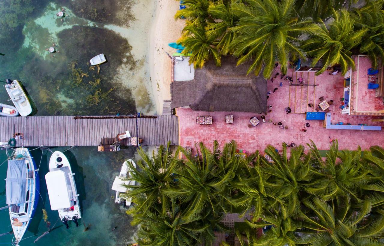 El Milagro Beach Hotel And Marina إيسلا موخيريس المظهر الخارجي الصورة